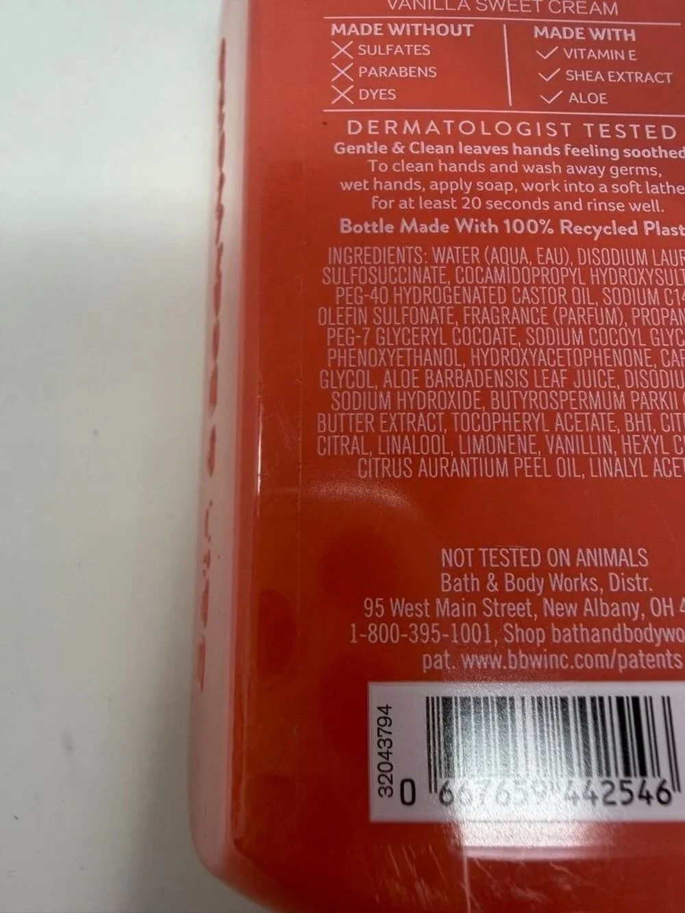Bath & Body Works Strawberry Peach Sunset  Gentle Foaming Hand Soap 8.75 Fl Oz